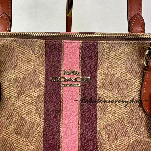 Coach Gallery Tote Bag In Signature Canvas W/ Stripe Print CBM18 Gold/Tan Multi - Picture 8 of 13